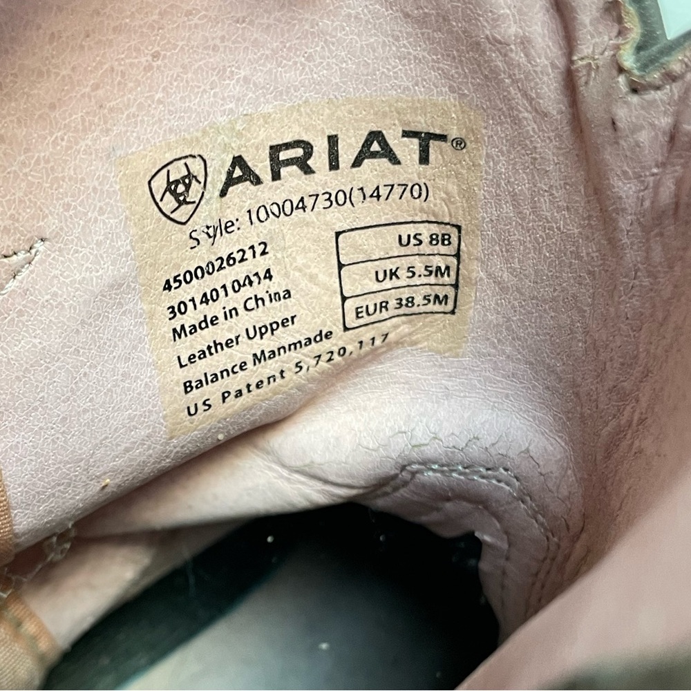 * | Ariat | kids boots. Size 8. - Picture 5 of 6